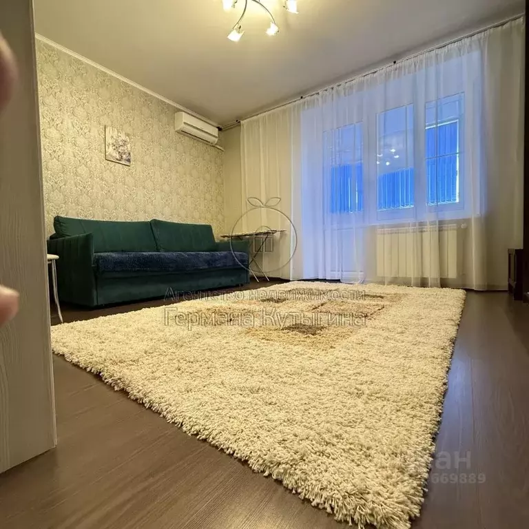 2-к кв. Волгоградская область, Волгоград Авиаторская ул., 1б (65.0 м) - Фото 0