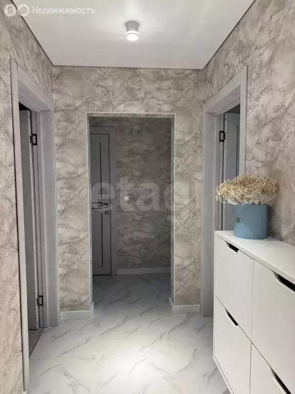 3-комнатная квартира: Южно-Сахалинск, Украинская улица, 1А (61.1 м) - Фото 1