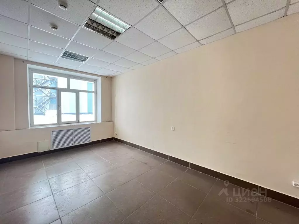 Офис в Татарстан, Казань ул. Мазита Гафури, 48 (17 м) - Фото 2