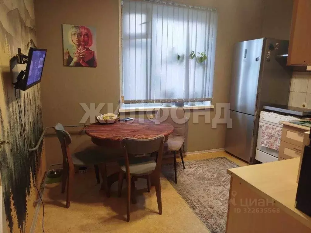 3-к кв. Ханты-Мансийский АО, Когалым ул. Нефтяников, 8 (76.0 м) - Фото 1