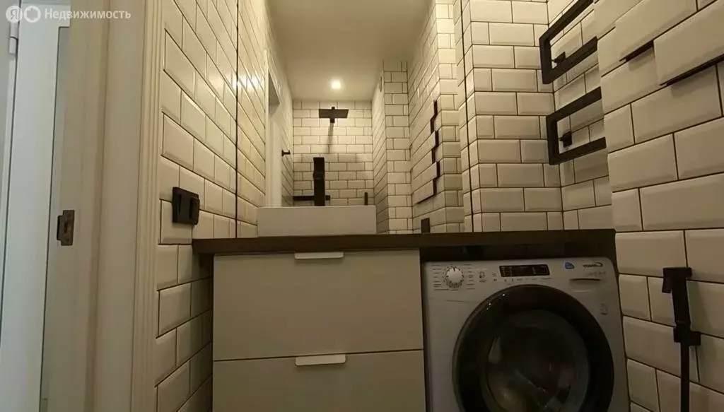 Квартира-студия: Краснодар, улица им. Героя Яцкова И.В., 19 (28 м) - Фото 1