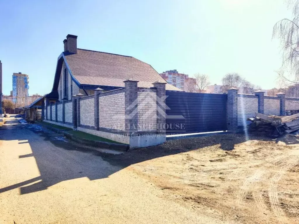 Дом в Татарстан, Казань Заовражная ул., 3А (205 м) - Фото 1