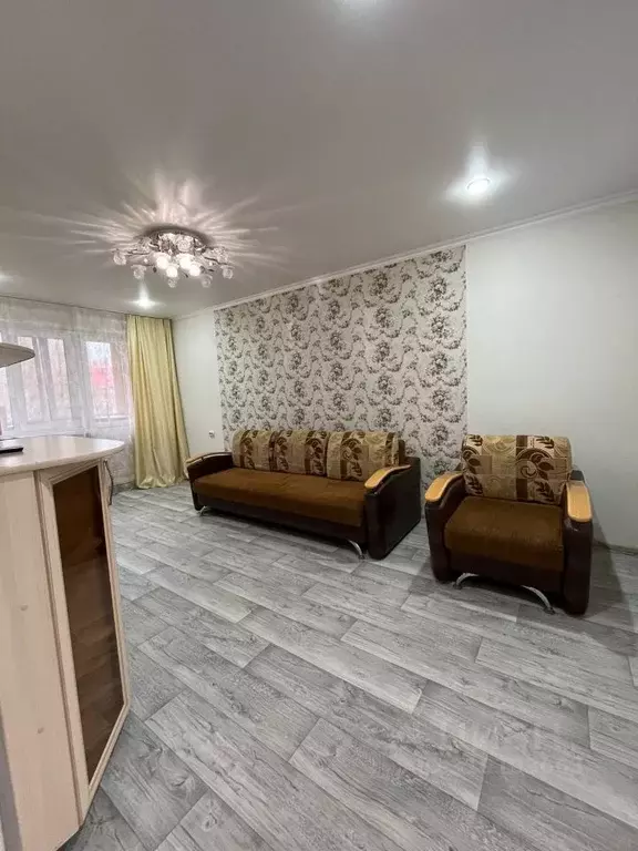 2-к кв. Татарстан, Альметьевск ул. Гафиатуллина, 13 (48.0 м) - Фото 1