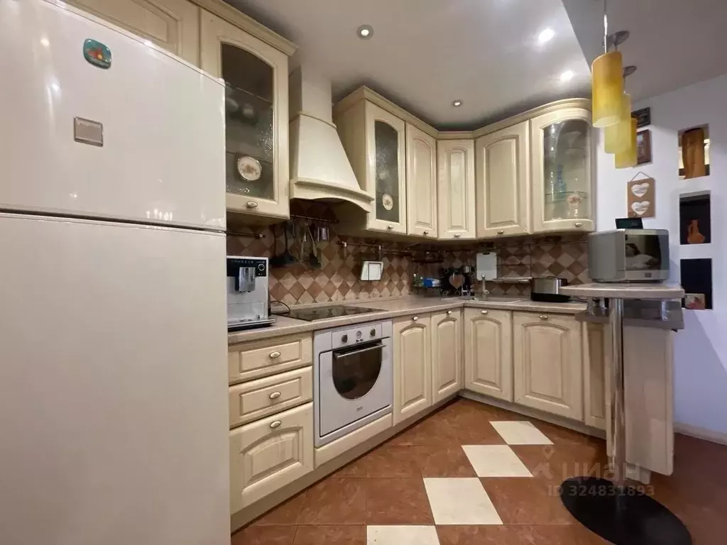 3-к кв. Московская область, Реутов ул. Кирова, 7 (88.7 м) - Фото 2