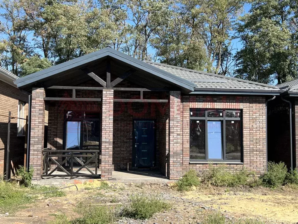 Дом в Ростовская область, Ростов-на-Дону Зрелищная ул. (100 м) - Фото 1