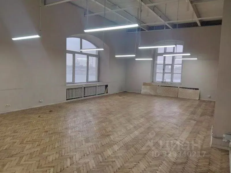 Торговая площадь в Санкт-Петербург ул. Комсомола, 2 (275 м) - Фото 2