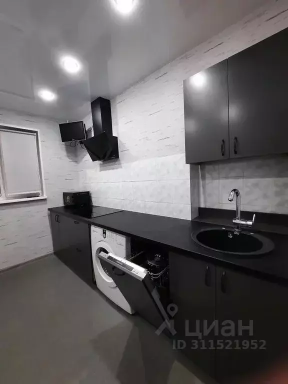 1-к кв. Мурманская область, Мурманск ул. Карла Маркса, 35 (32.0 м) - Фото 1
