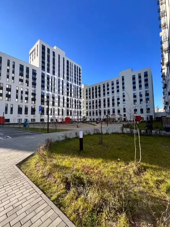 2-к кв. Тюменская область, Тобольск 6-й мкр, 110к3 (39.0 м) - Фото 0