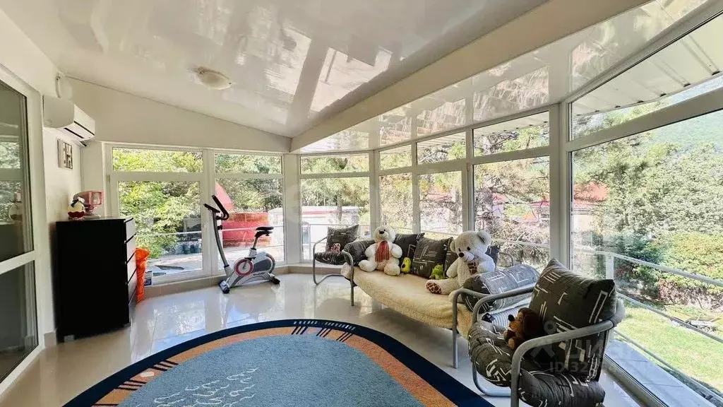 Дом в Крым, Ялта муниципальный округ, Виноградное пгт 1 (230 м) - Фото 2