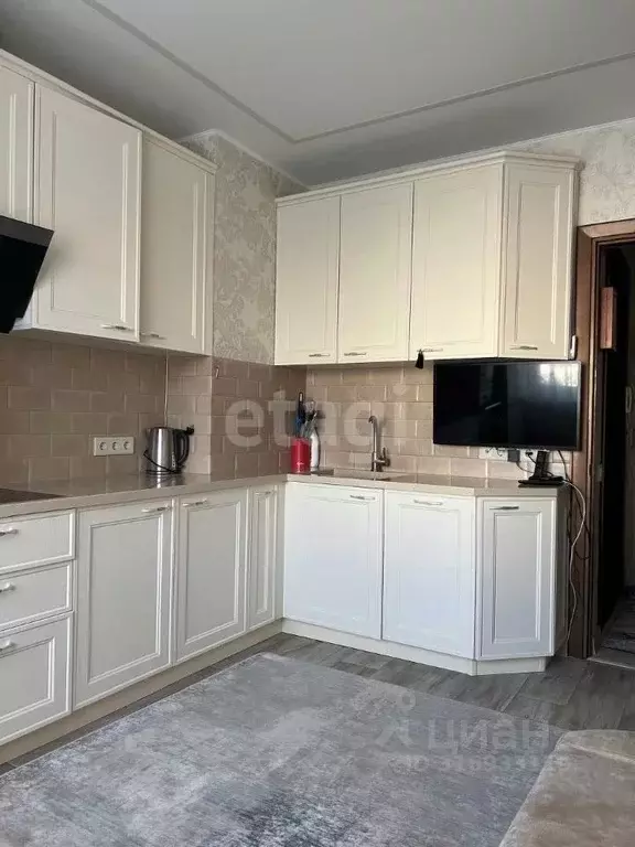3-к кв. Белгородская область, Старый Оскол Северный мкр, 27 (66.0 м) - Фото 0