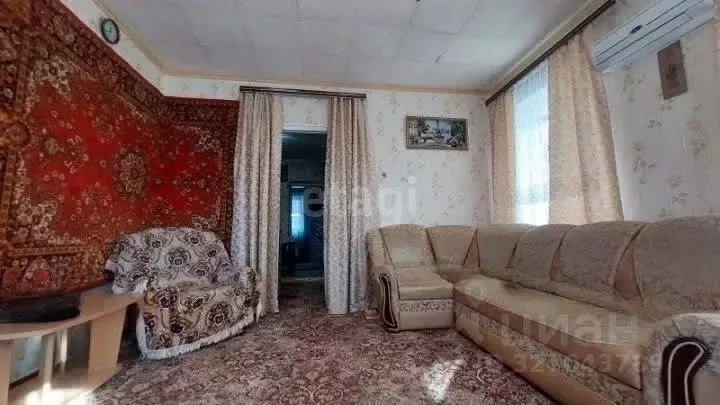 Дом в Краснодарский край, Ейский район, Камышеватская ст-ца Тихая ул. ... - Фото 1