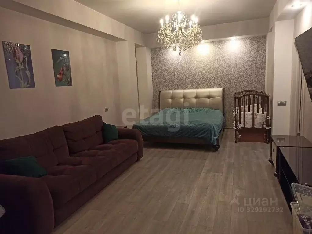 2-к кв. Крым, Симферополь ул. Битакская (67.0 м) - Фото 1