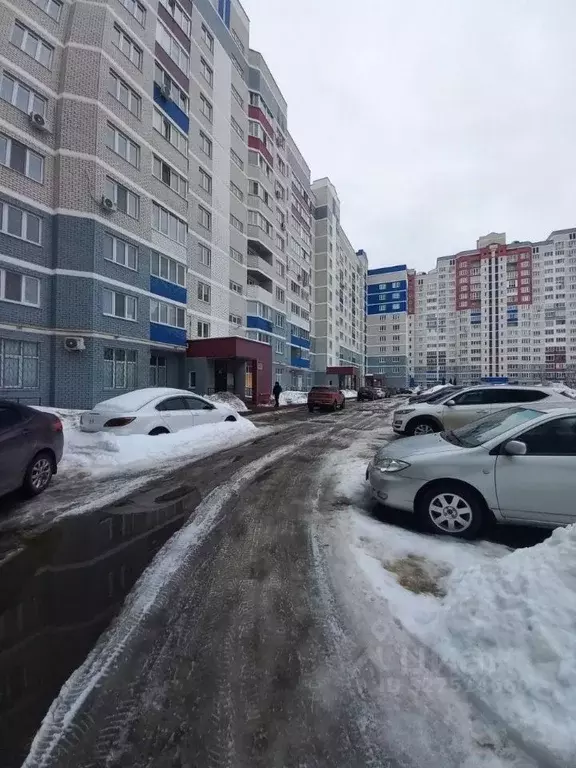 2-к кв. Брянская область, Брянск ул. Горбатова, 41 (58.0 м) - Фото 1