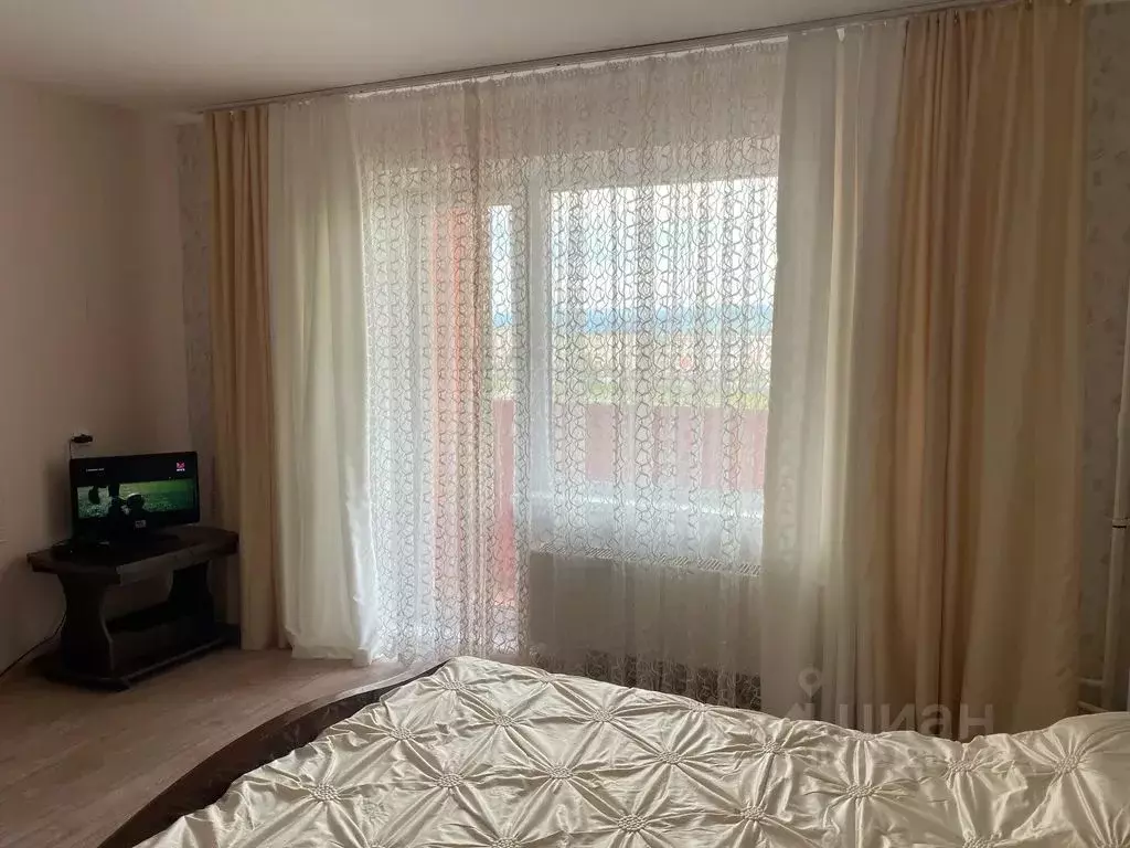 1-к кв. Челябинская область, Сатка ул. Металлургов, 27 (41.0 м) - Фото 1