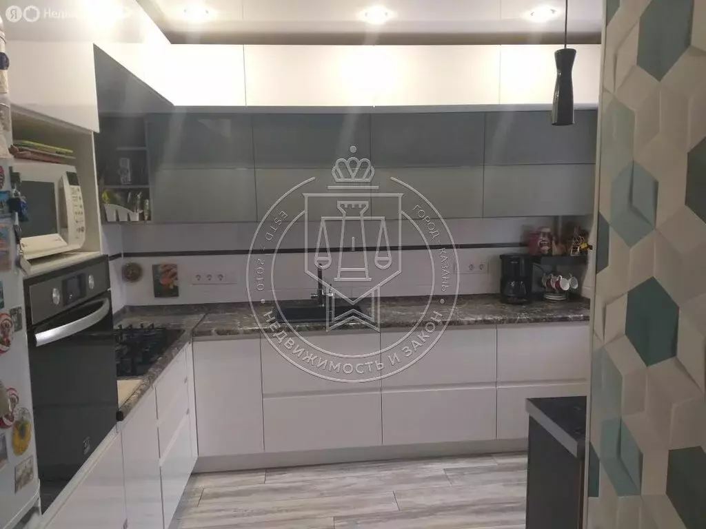 3-комнатная квартира: Казань, улица Карбышева, 61 (61 м) - Фото 0