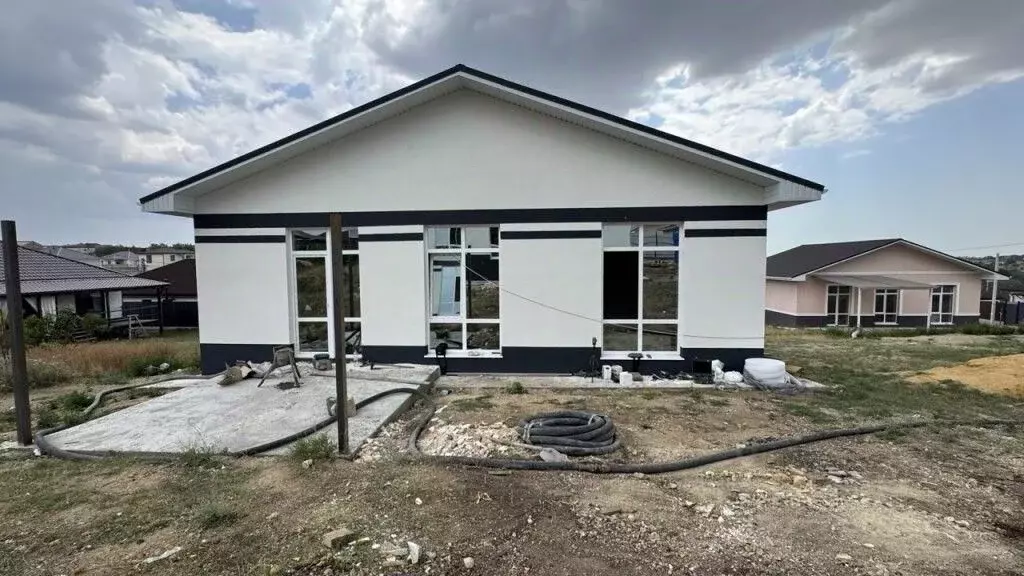 Дом в Крым, Симферопольский район, с. Мирное ул. Таврическая, 117 (91 ... - Фото 2