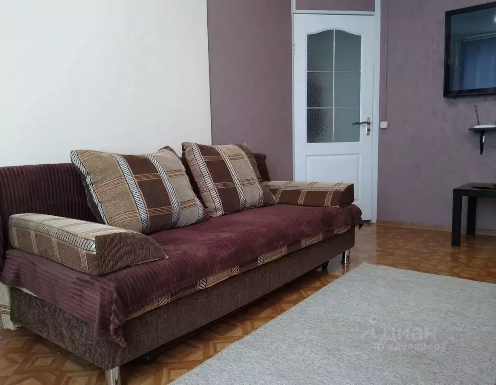 2-к кв. Тверская область, Тверь Трехсвятская ул., 28 (45.0 м) - Фото 1