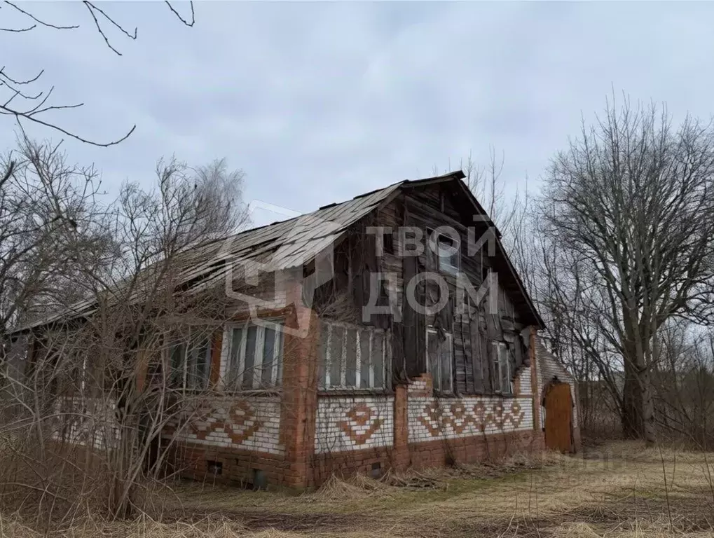 Дом в Ленинградская область, Лужский район, Володарское с/пос, д. ... - Фото 1