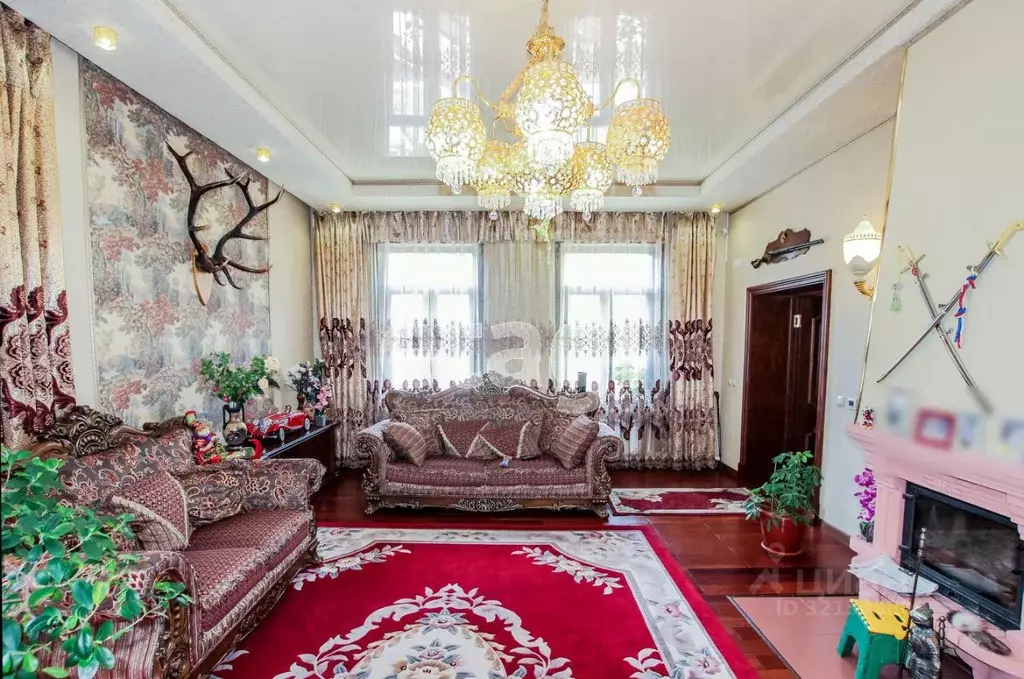 Дом в Бурятия, Улан-Удэ Аршанская ул., 75 (275 м) - Фото 0