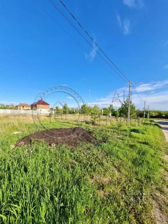 Участок в Курская область, Курский район, Моковский сельсовет, д. 1-я ... - Фото 0