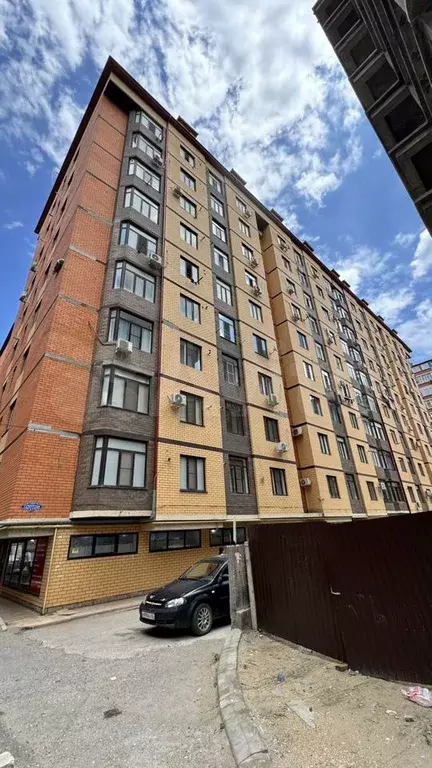 2-к. квартира, 65 м, 4/10 эт. - Фото 1