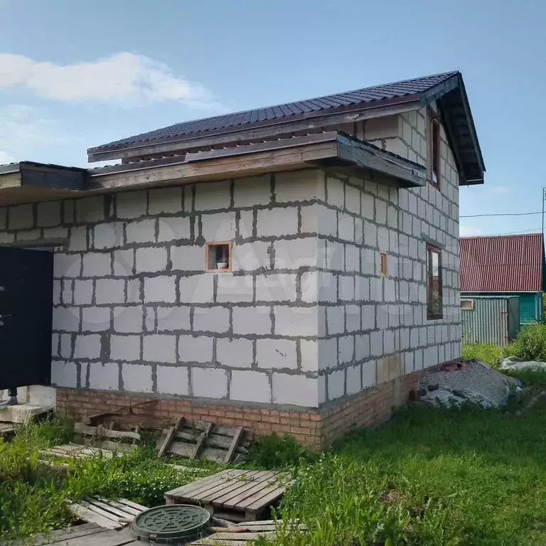 Дача 100 м на участке 10 сот. - Фото 0