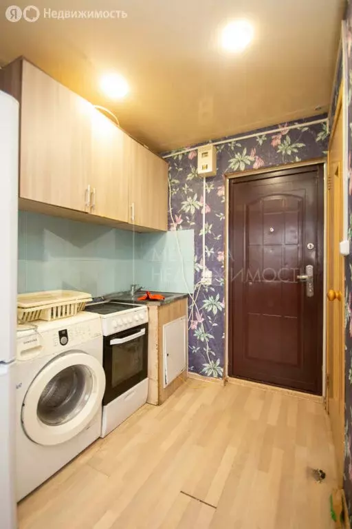 Квартира-студия: Тюмень, Одесская улица, 18 (13.5 м) - Фото 1