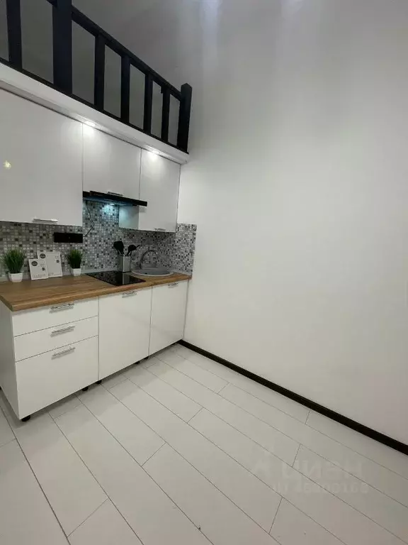 Студия Санкт-Петербург Суворовский просп, 34 (22.0 м) - Фото 1