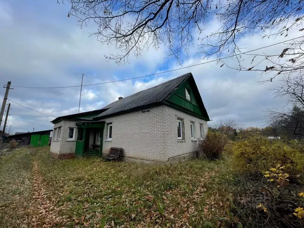 Дом в Ленинградская область, Гатчинский район, д. Выра ул. Старая Выра ... - Фото 0