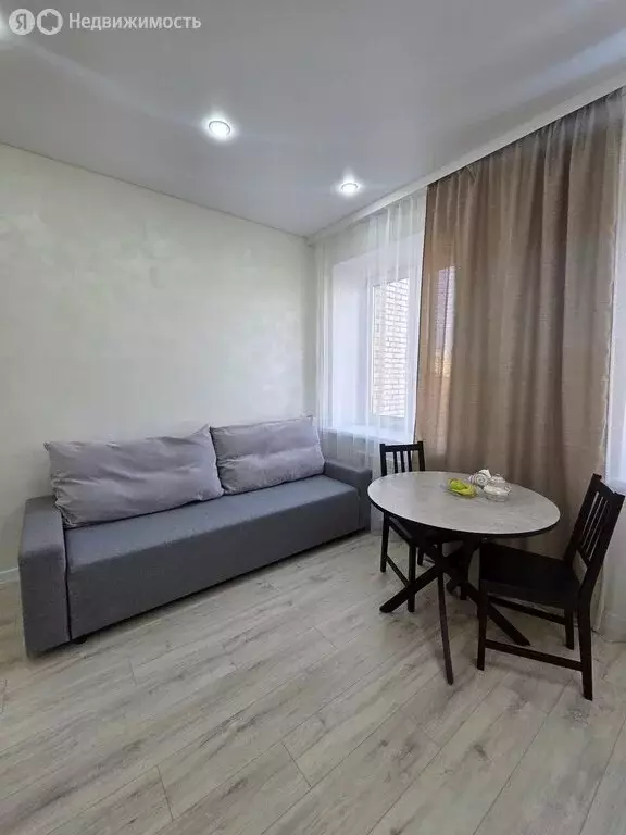 3-комнатная квартира: Омск, улица Крупской, 14 (63.7 м) - Фото 2