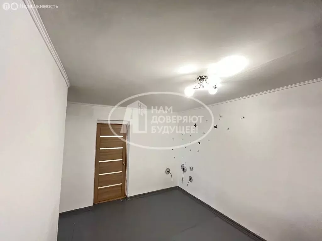 3-комнатная квартира: Лысьва, улица Ленина, 43 (59 м) - Фото 0