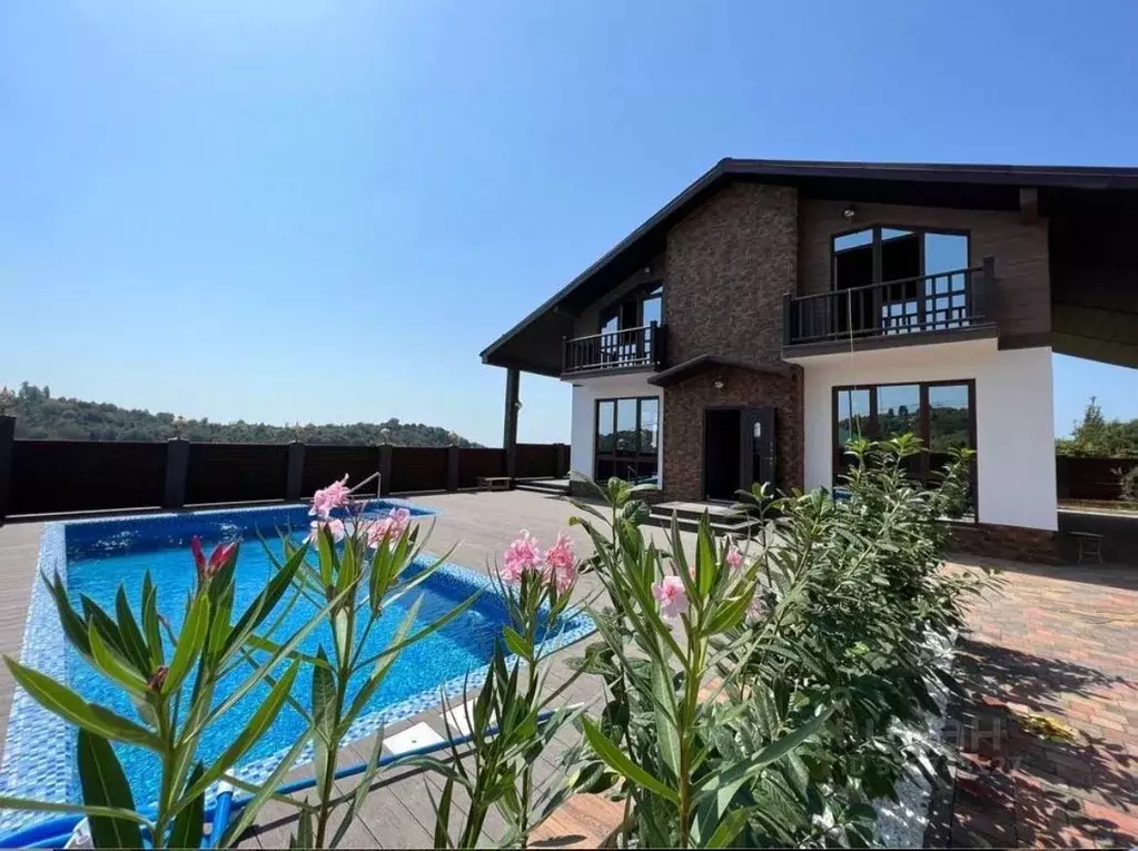 Дом в Краснодарский край, Сочи городской округ, с. Черешня  (200 м) - Фото 2