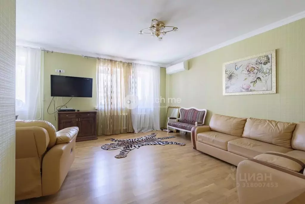 3-к кв. Татарстан, Казань ул. Гарифа Ахунова, 10 (110.0 м) - Фото 0