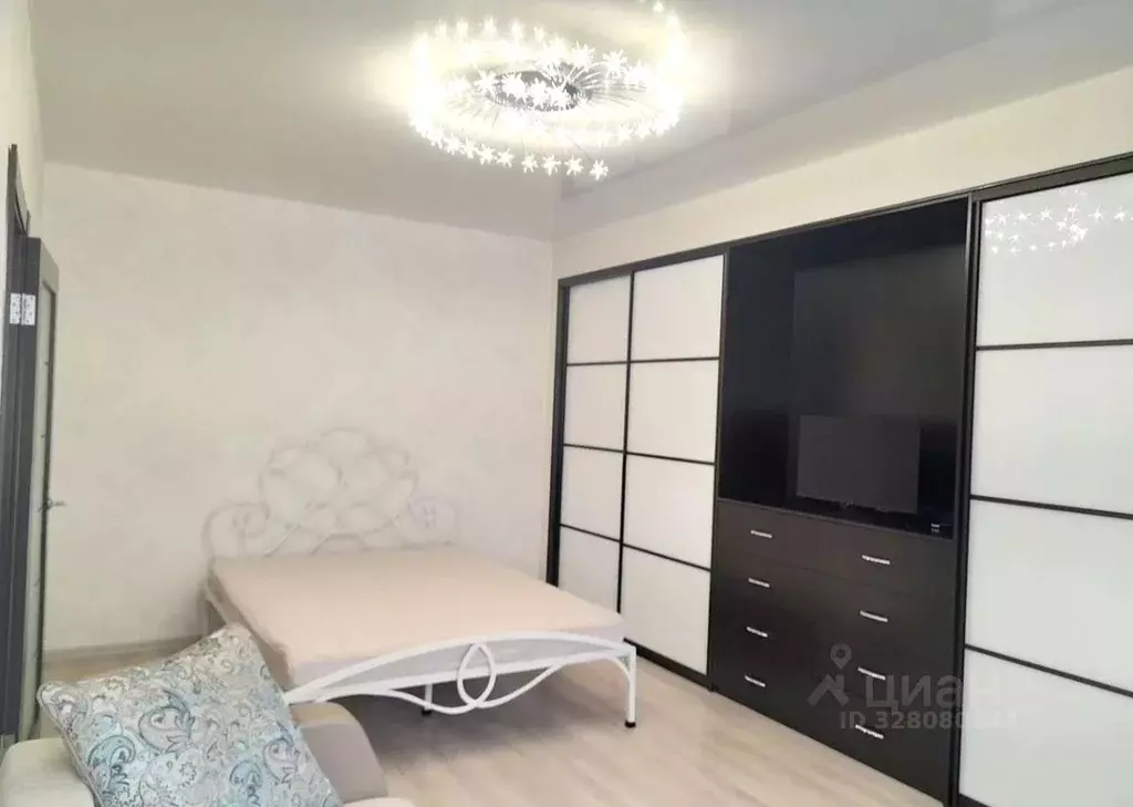 1-к кв. Иркутская область, Иркутск Радужный мкр, 67 (40.0 м) - Фото 1