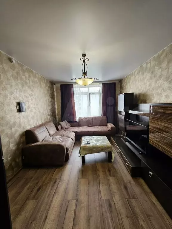 1-к. квартира, 40 м, 5/18 эт. - Фото 1