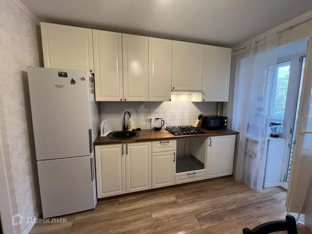 Продаётся 1-к квартира, 42 м - Фото 1