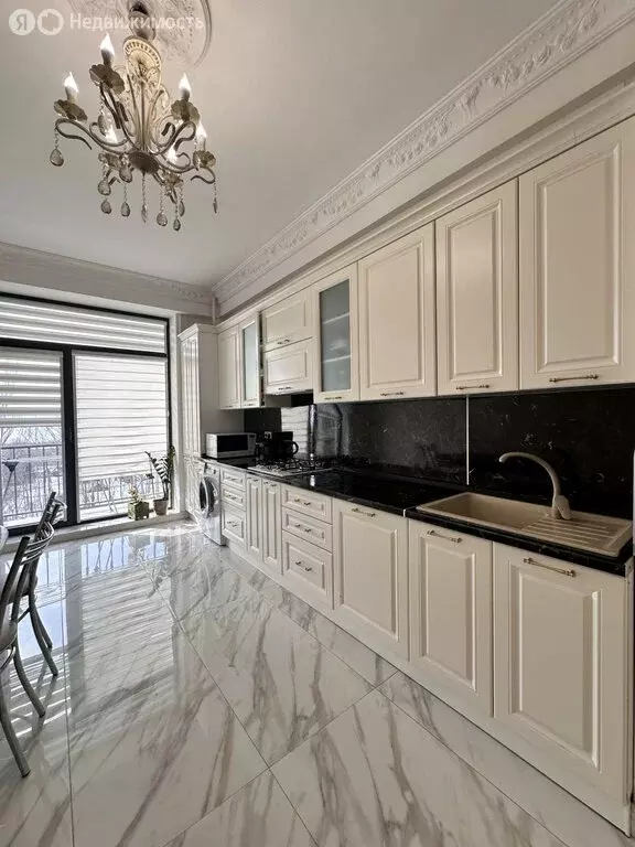 2-комнатная квартира: Махачкала, проспект Петра I, 85 (90 м) - Фото 2