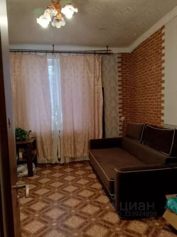 Комната Ленинградская область, Сланцы ул. Маяковского, 7 (18.0 м) - Фото 1