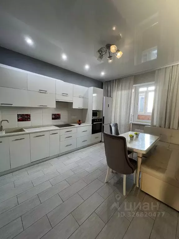 2-к кв. Краснодарский край, Краснодар Стахановская ул., 1 (64.7 м) - Фото 1