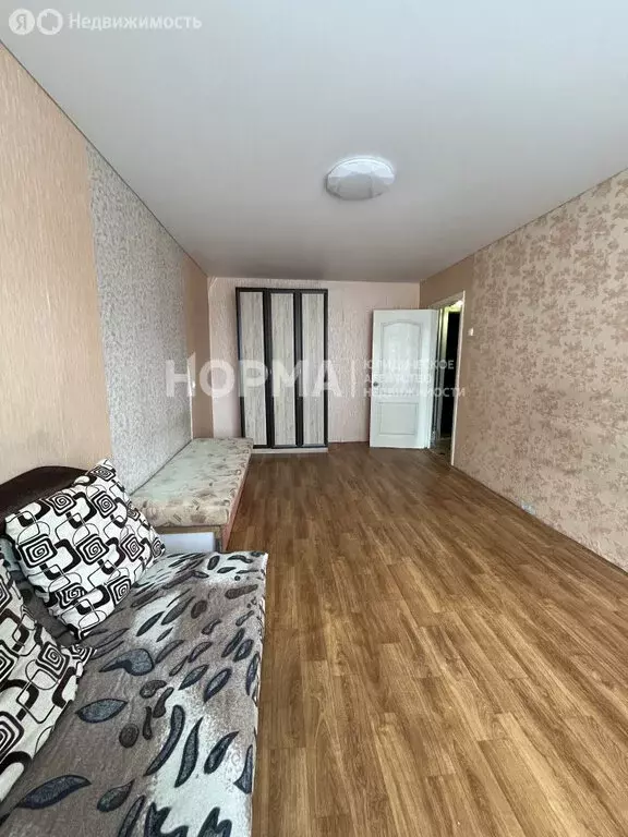 1-комнатная квартира: Октябрьский, проспект Ленина, 71 (30 м) - Фото 1