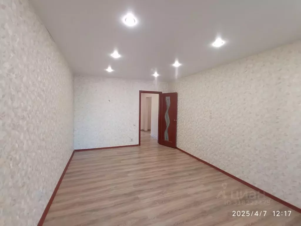 2-к кв. Саратовская область, Саратов ул. Имени П.Ф. Батавина, 17 (69.2 ... - Фото 0