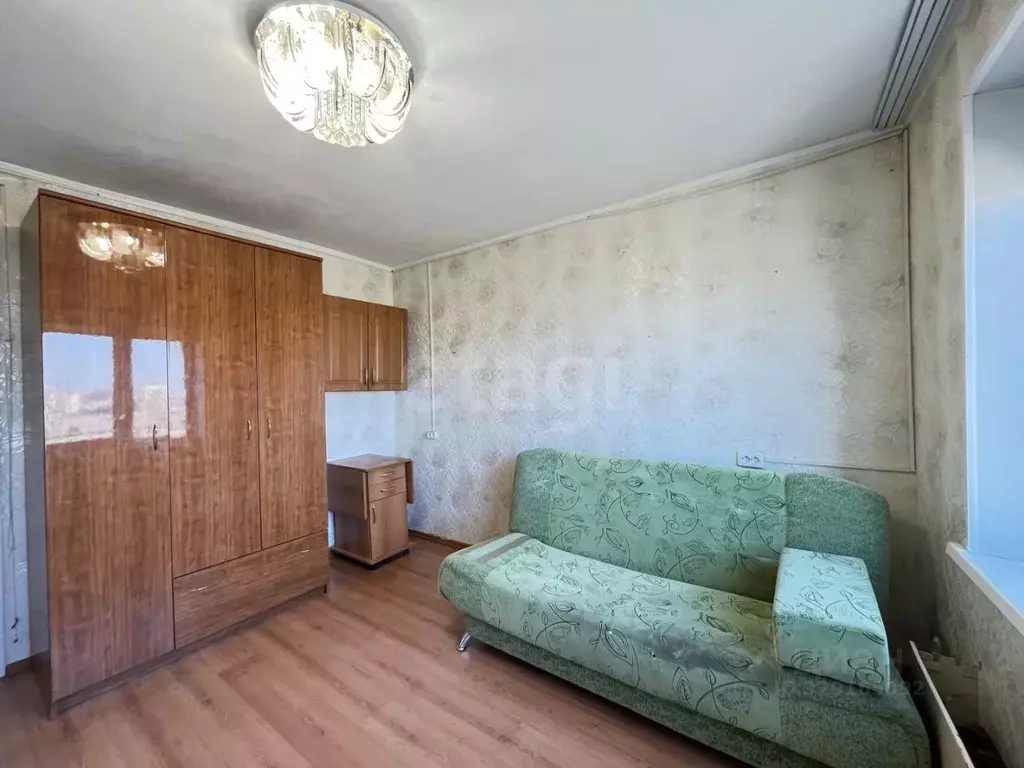 Комната Челябинская область, Челябинск Российская ул., 57Б (12.6 м) - Фото 1