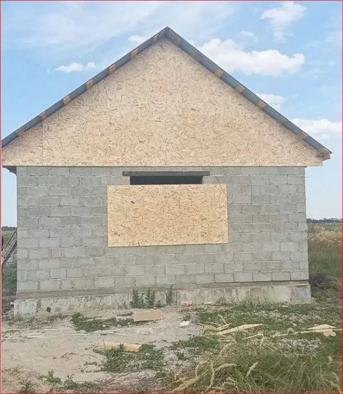 Дом в Адыгея, Майкоп городской округ, Ханская ст-ца ул. 50 лет Победы ... - Фото 1