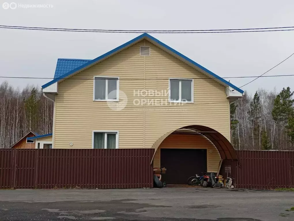 Дом в Свердловская область, Екатеринбург (198 м) - Фото 1