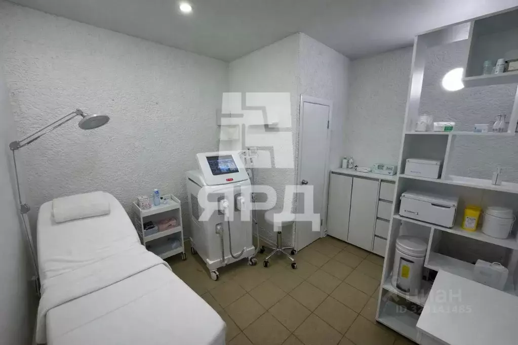 Помещение свободного назначения в Ростовская область, Таганрог ул. ... - Фото 1