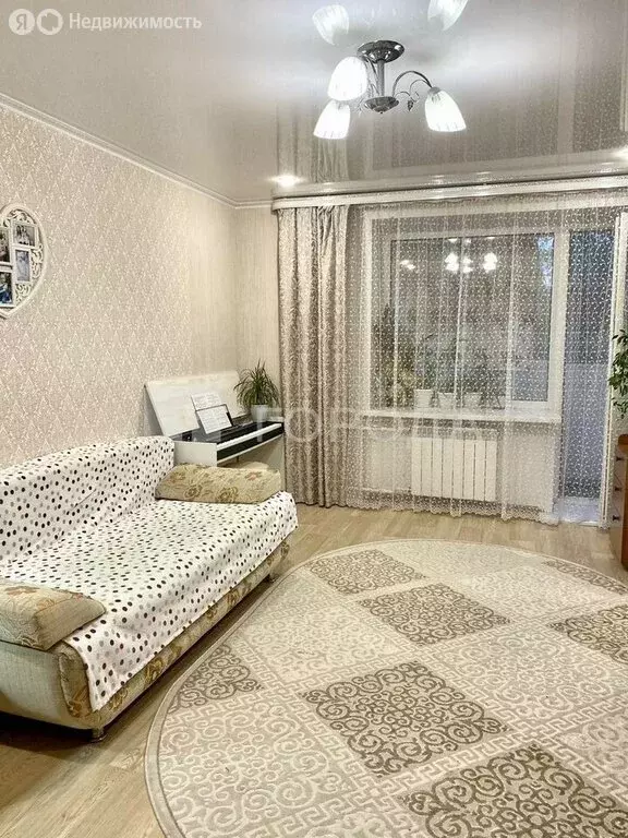 3-комнатная квартира: Краснообск, 14 (62 м) - Фото 1