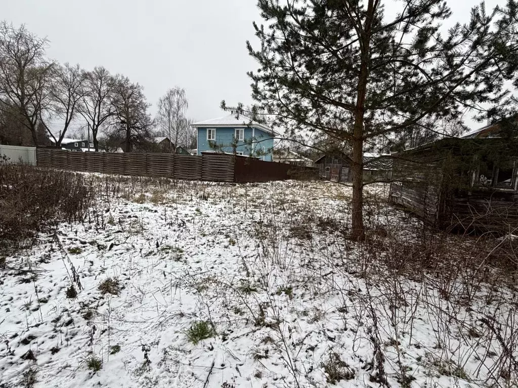 Участок в Московская область, Наро-Фоминский городской округ, д. Малые ... - Фото 1