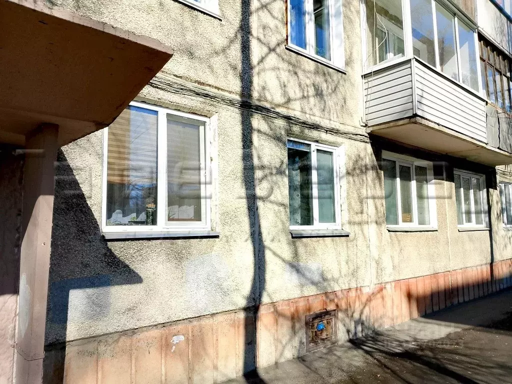 1-к кв. Красноярский край, Красноярск Московская ул., 22а (30.0 м) - Фото 0