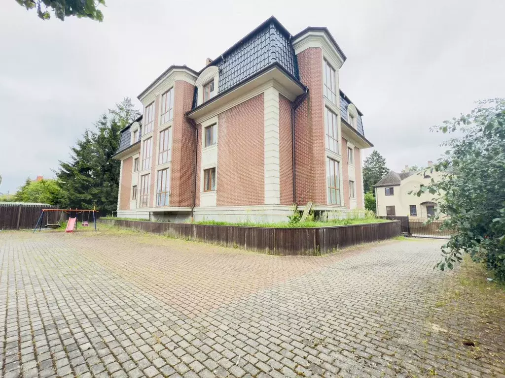 2-к. квартира, 68 м, 1/3 эт. - Фото 1