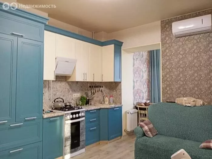 2-комнатная квартира: Евпатория, улица Толстого, 38А (66.4 м) - Фото 2